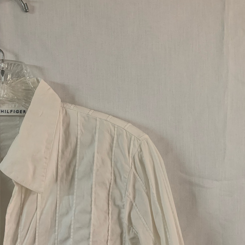 Tommy hilfiger white/cream button down women’s size 10
